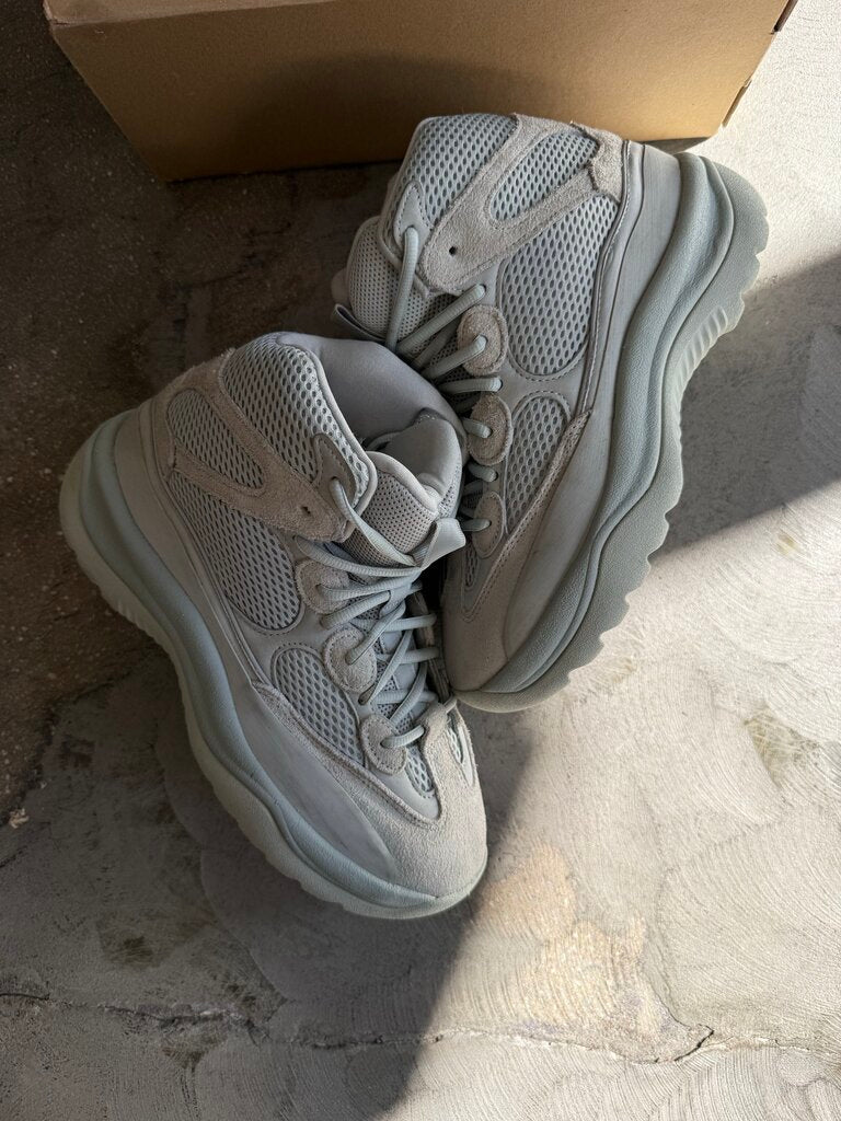 YZY DSRT Boot Salt Sz. 9M