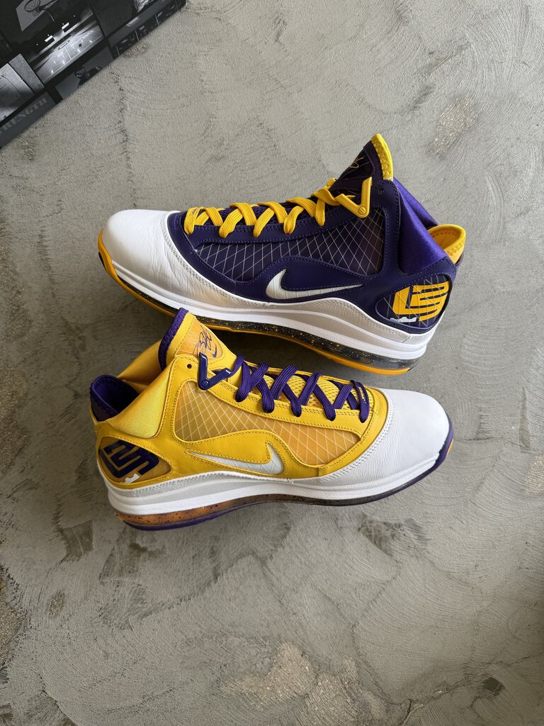 Nike Lebron 7 Lakers Sz. 10