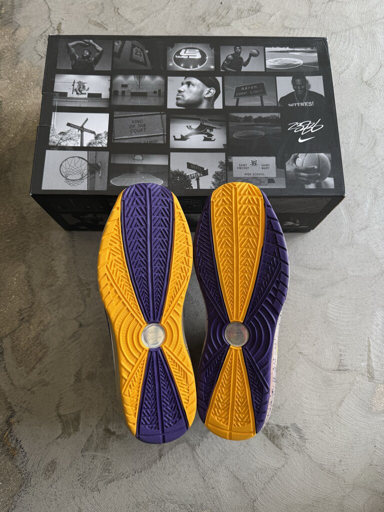 Nike Lebron 7 Lakers Sz. 10