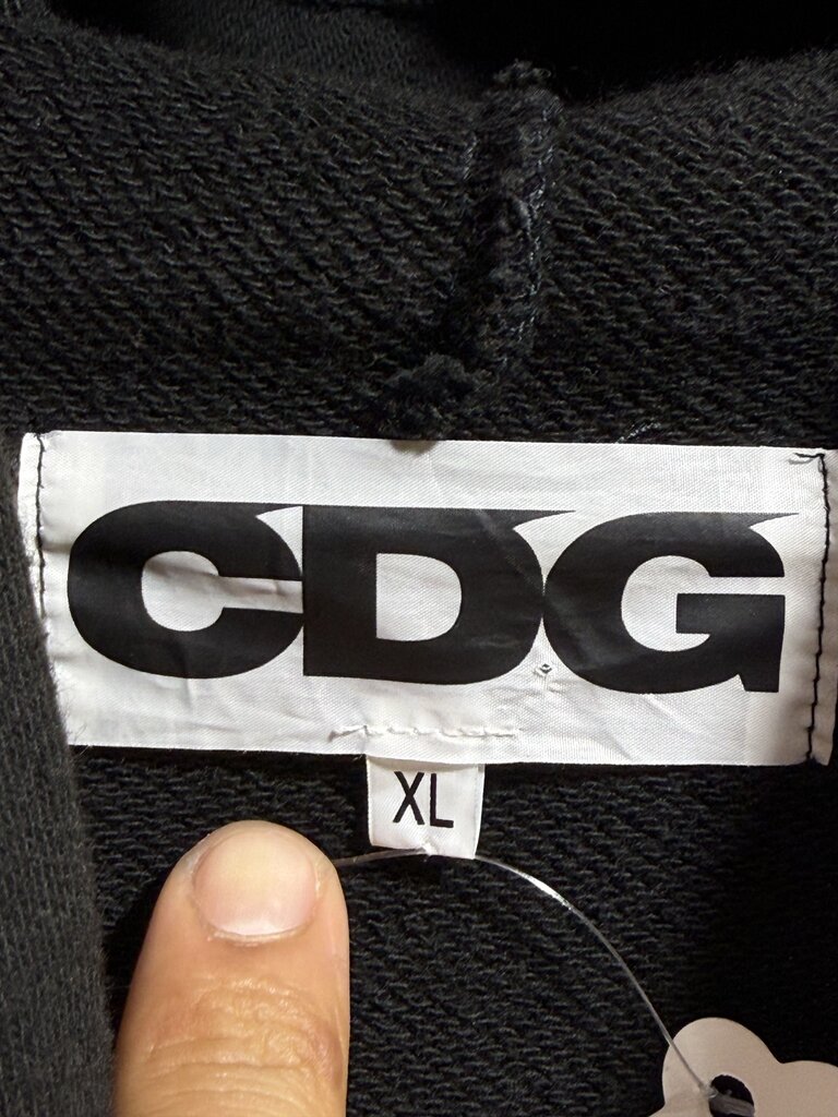 CDG Hoodie Black Sz. XL