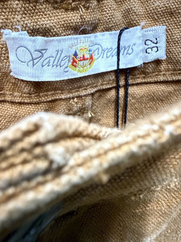 Vale Forever Embroidered Passport Pants Sz. 32