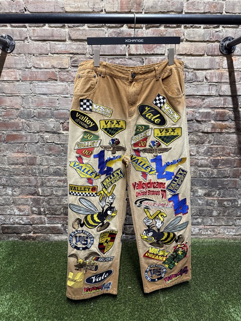 Vale Forever Embroidered Passport Pants Sz. 32