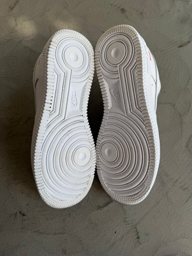 Supreme X Nike AF1 Triple White Sz. 5.5M