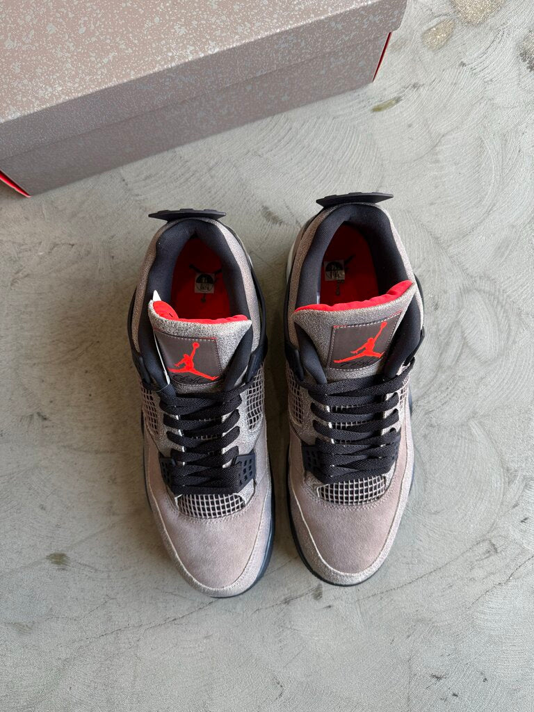 Jordan 4 Taupe Haze Sz. 14