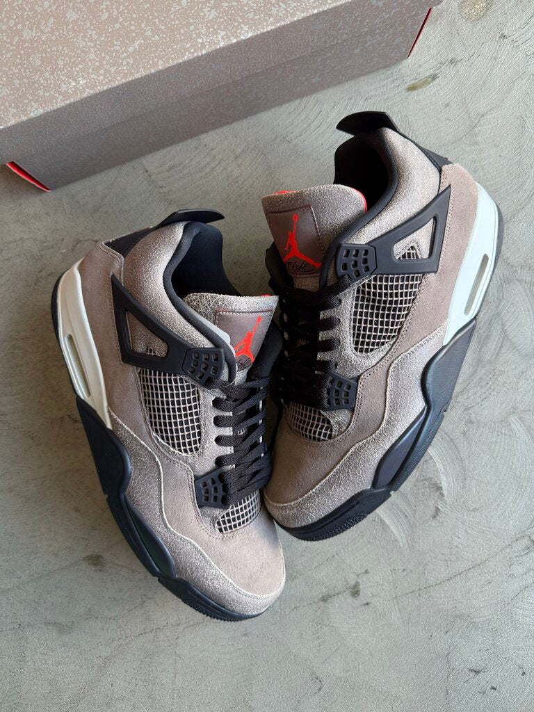 Jordan 4 Taupe Haze Sz. 14