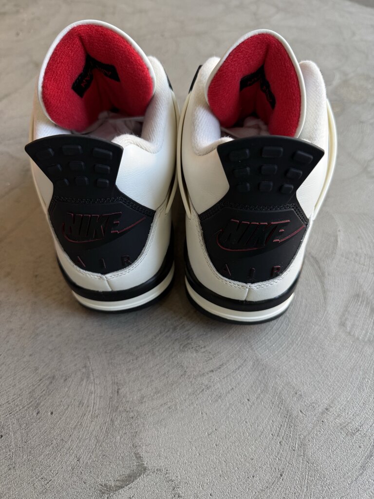 Jordan 4 Flight Club sz. 10