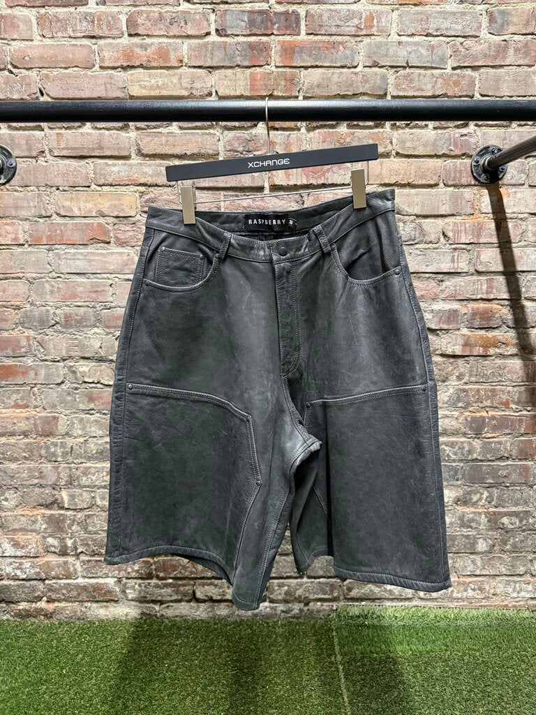 GV Gallery Leather Shorts sz. M