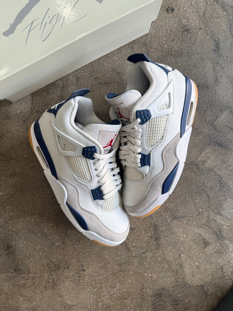 Jordan 4 SB Navy sz. 11