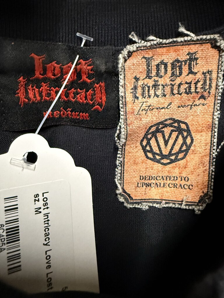 Lost Intricacy Love Lost Tee sz. M