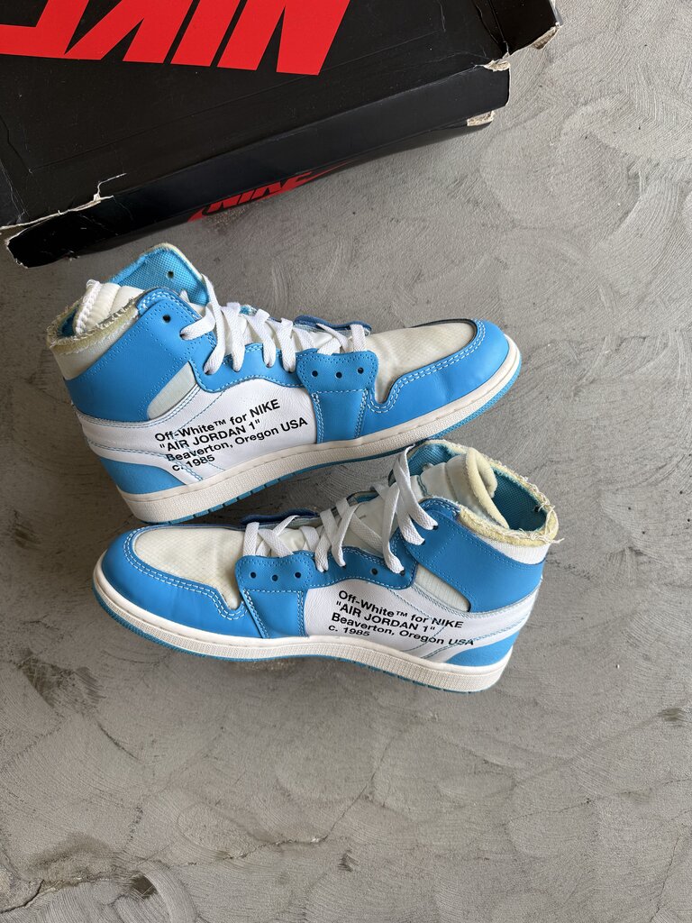 Of White x Jordan 1 UNC sz. 10.5