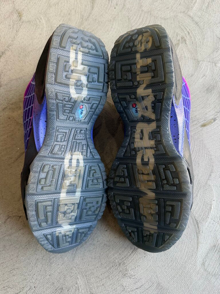 Nike Air Max Sunder SP Kids of Immigrants sz. 9.5