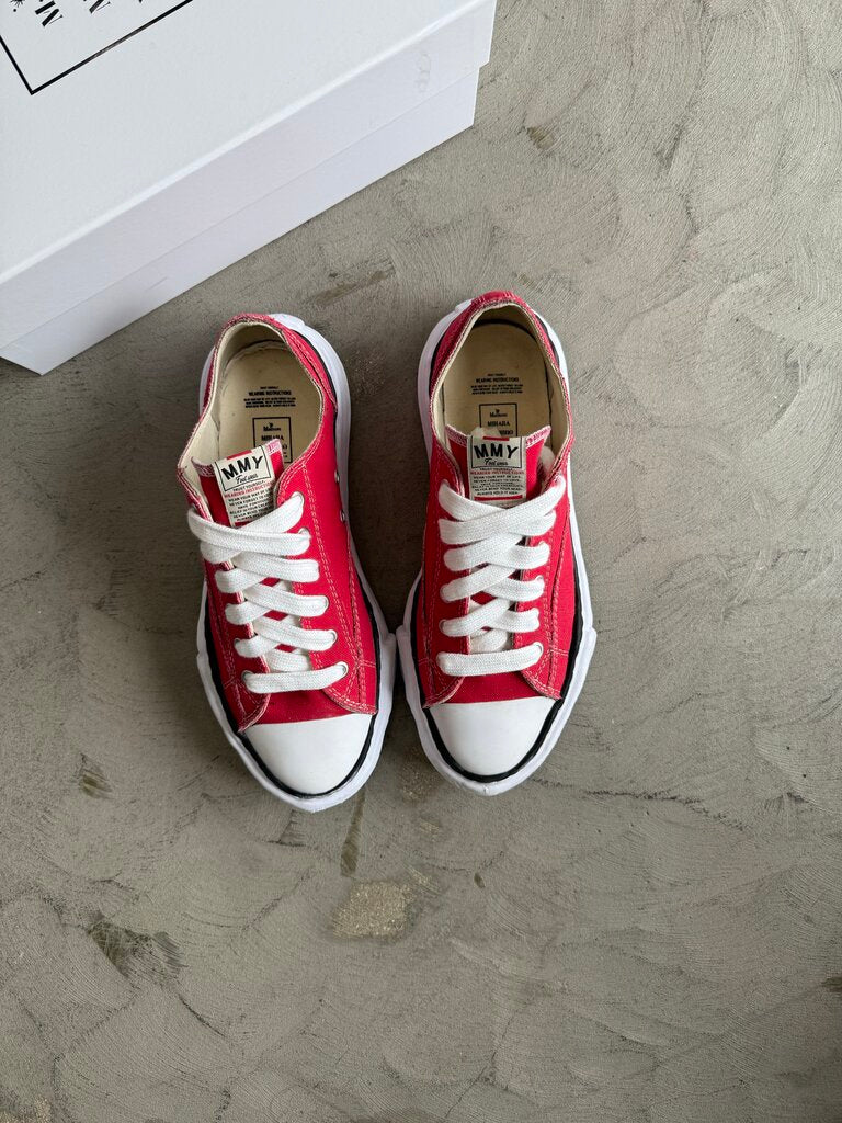 Maison Mihara Yasuhiro Peterson sz. 45