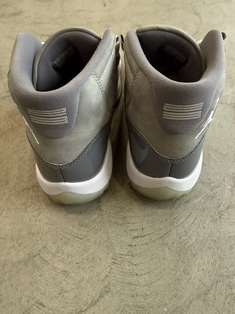 Jordan 11 Cool Grey sz. 8.5