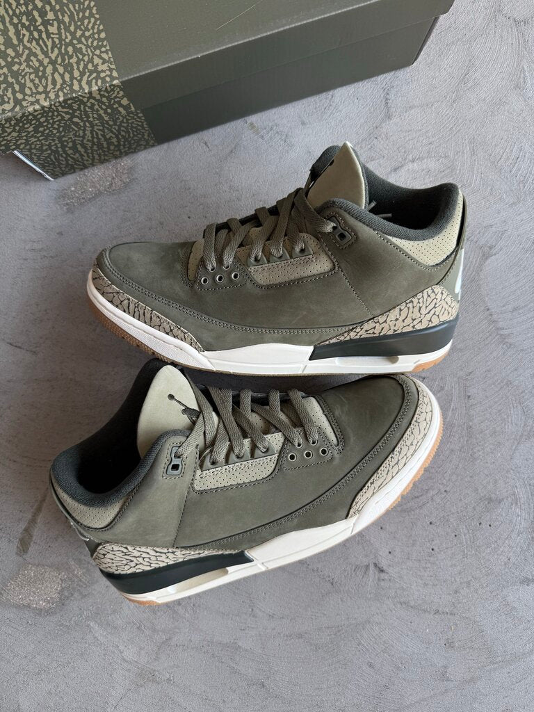 Jordan 3 Family Affair sz. 9