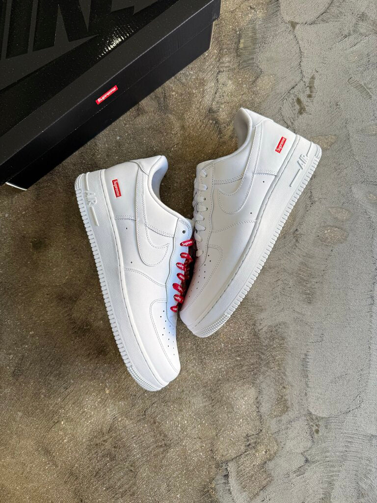 Nike x Supreme Air Force 1 Low White Sz. 11.5