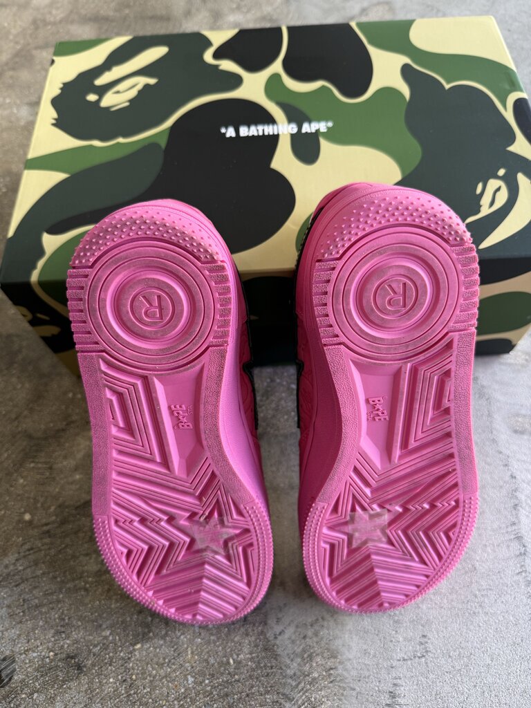 A Bathing Ape Pink sz. 5