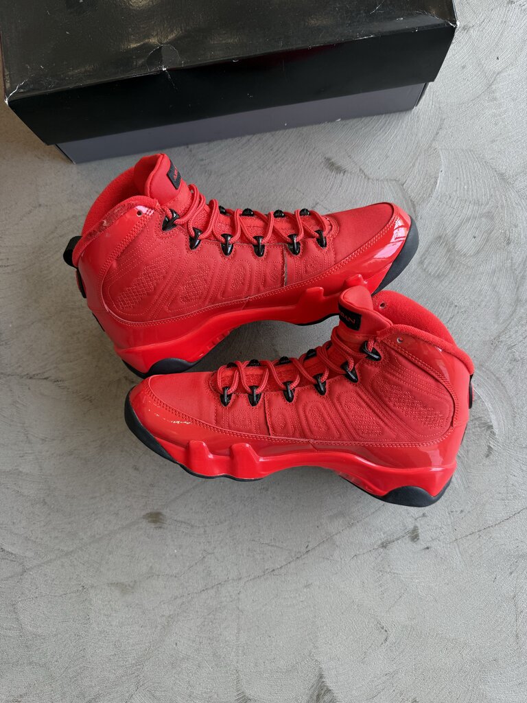 Jordan 9 Chile Red sz. 8