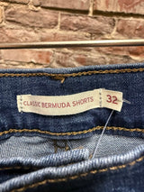 Vintage Womens Blue Denim Levi Shorts Sz. 32