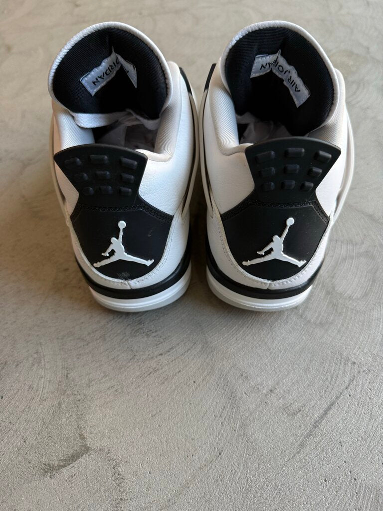Jordan 4 Military Black sz. 8