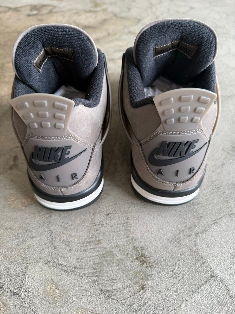 Jordan 4 Cave Stone sz. 9.5