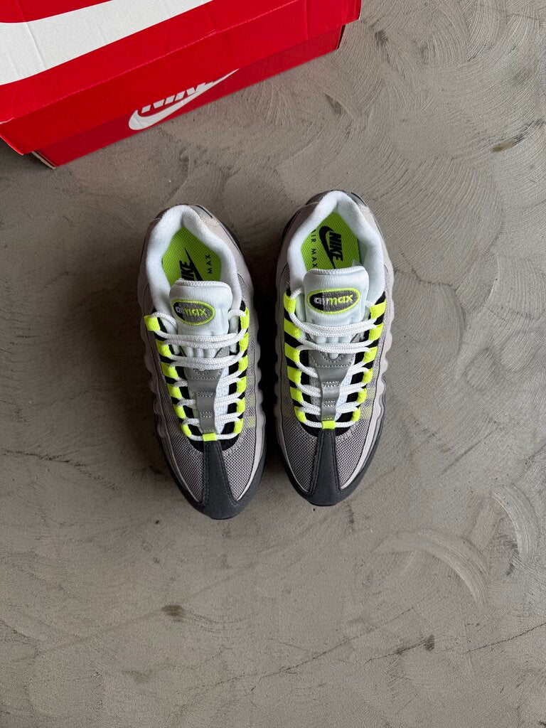 Nike AirMax 95 Neon Big Bubble Sz. 6Y