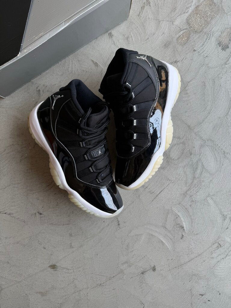 Jordan 11 Jubilee Sz. 9.5