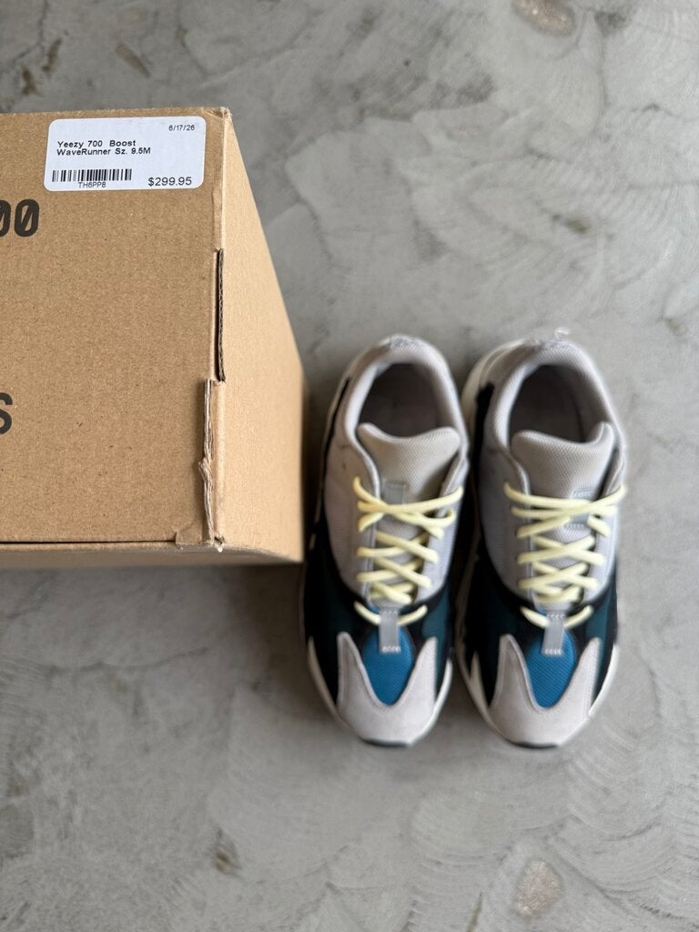Yeezy 700 Boost WaveRunner Sz. 9.5M