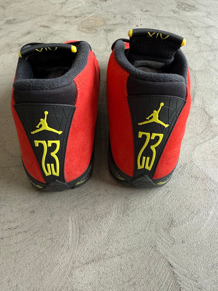 Jordan 14 Ferrari Sz. 11.5M