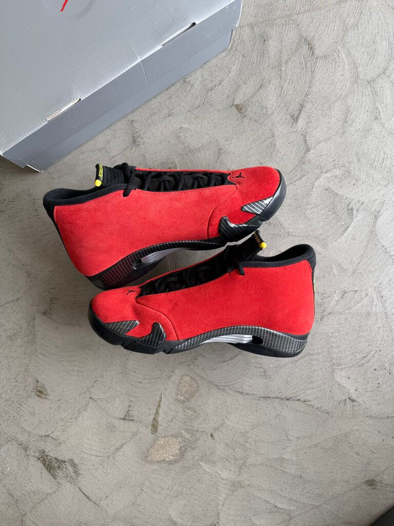 Jordan 14 Ferrari Sz. 11.5M