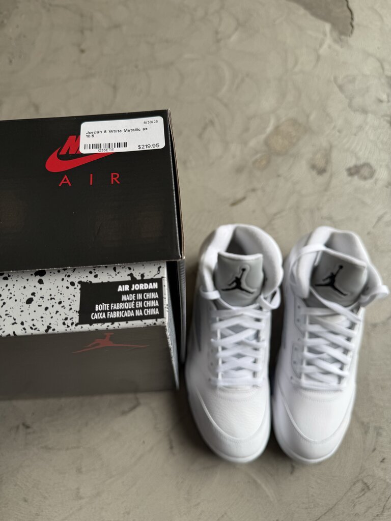 Jordan 5 White Metallic sz 10.5
