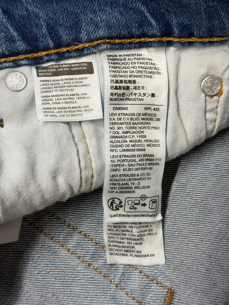 Vintage Levi Light Wash Jeans Sz. 30