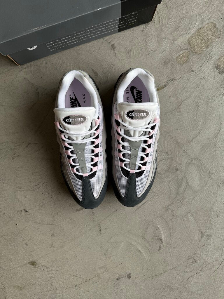 Nike AirMax 95 Pink Foam Sz. 12.5M