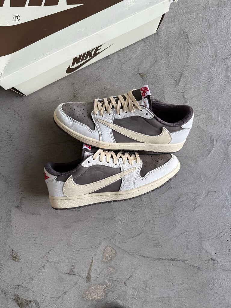 Travis Scott x Jordan 1 Reverse Mocha sz. 10.5