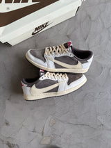 Travis Scott x Jordan 1 Reverse Mocha sz. 10.5