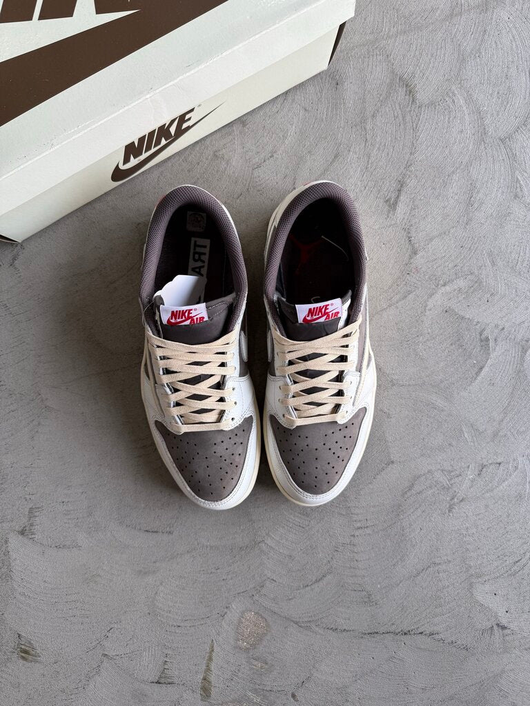 Travis Scott x Jordan 1 Reverse Mocha sz. 10.5