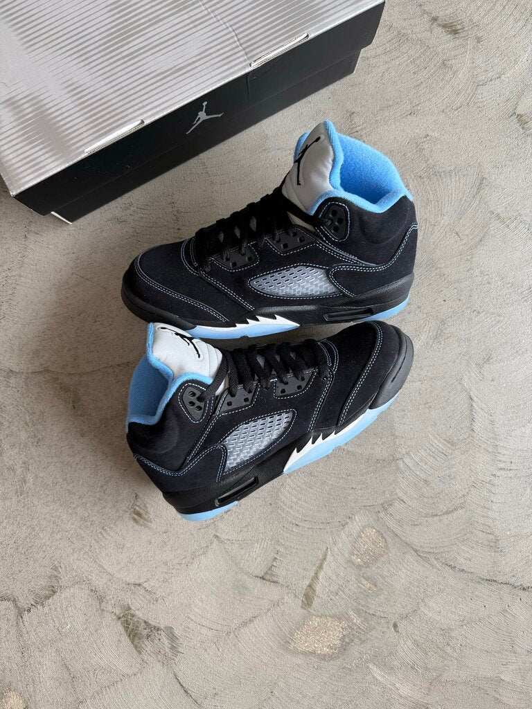 Jordan 5 Reverse UNC Sz. 5.5Y