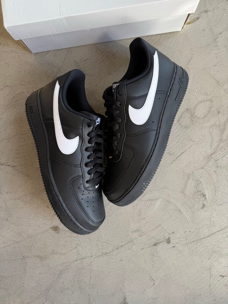 Nike AF1 Black/White Sz. 10.5M