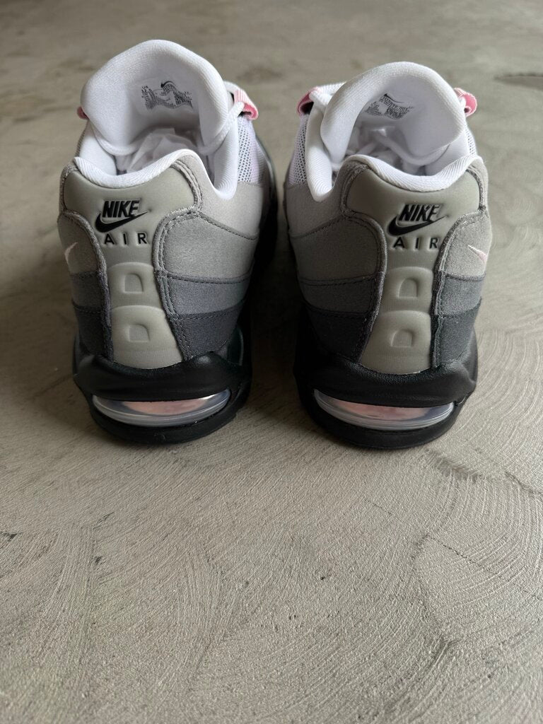 Nike AirMax 95 Pink Foam Sz. 11M