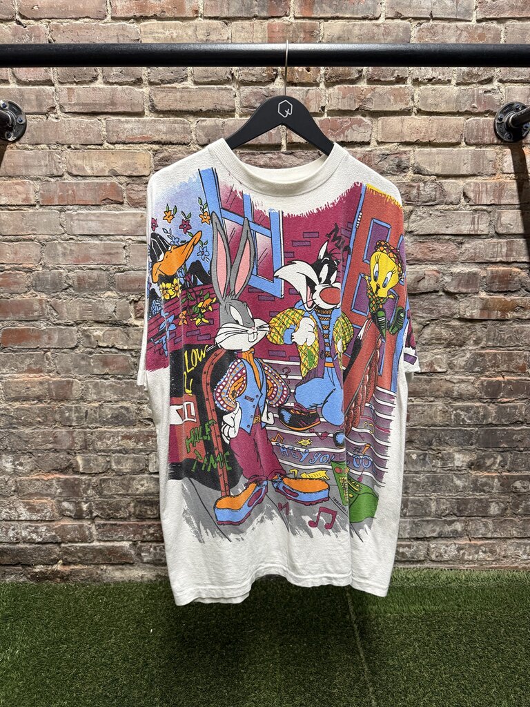 Vintage Top Looney Tunes AOP White Tee Sz. L