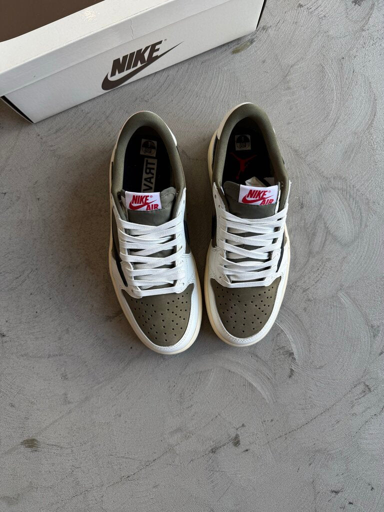 Travis Scott x Jordan 1 Olive sz. 6