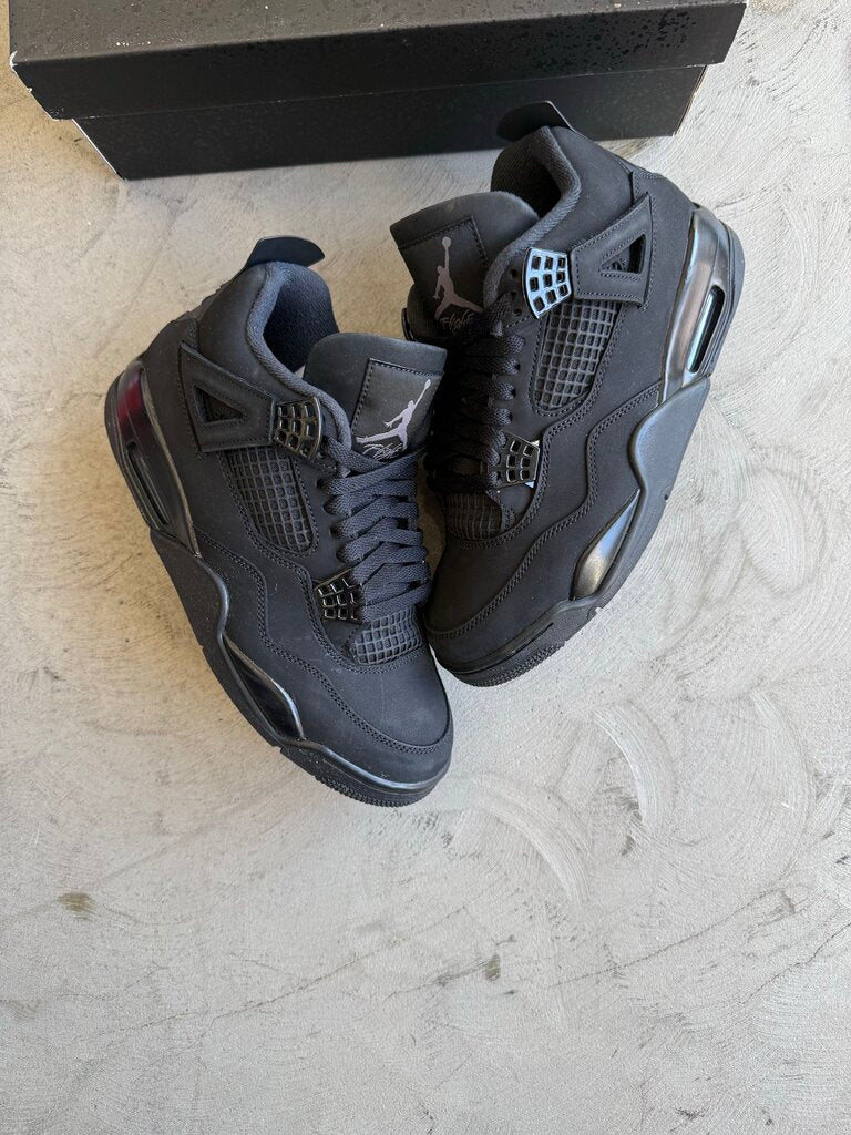 Jordan 4 Black Cat sz. 8