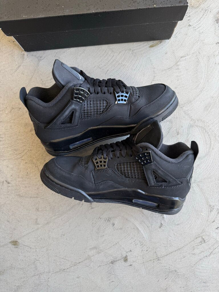 Jordan 4 Black Cat sz. 8