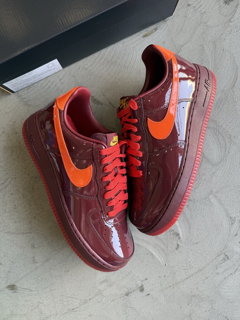 Nike Patent Leather Red Safety Orange sz. 9.5