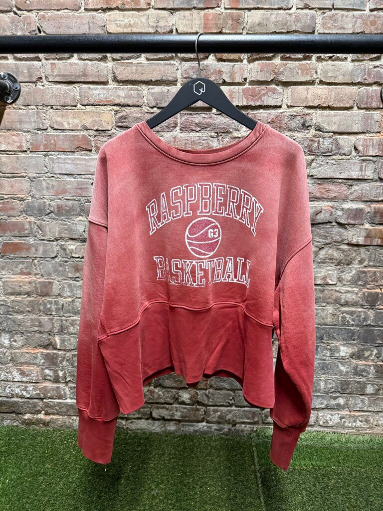 GV Gallery Basketball Crewneck Sz. L