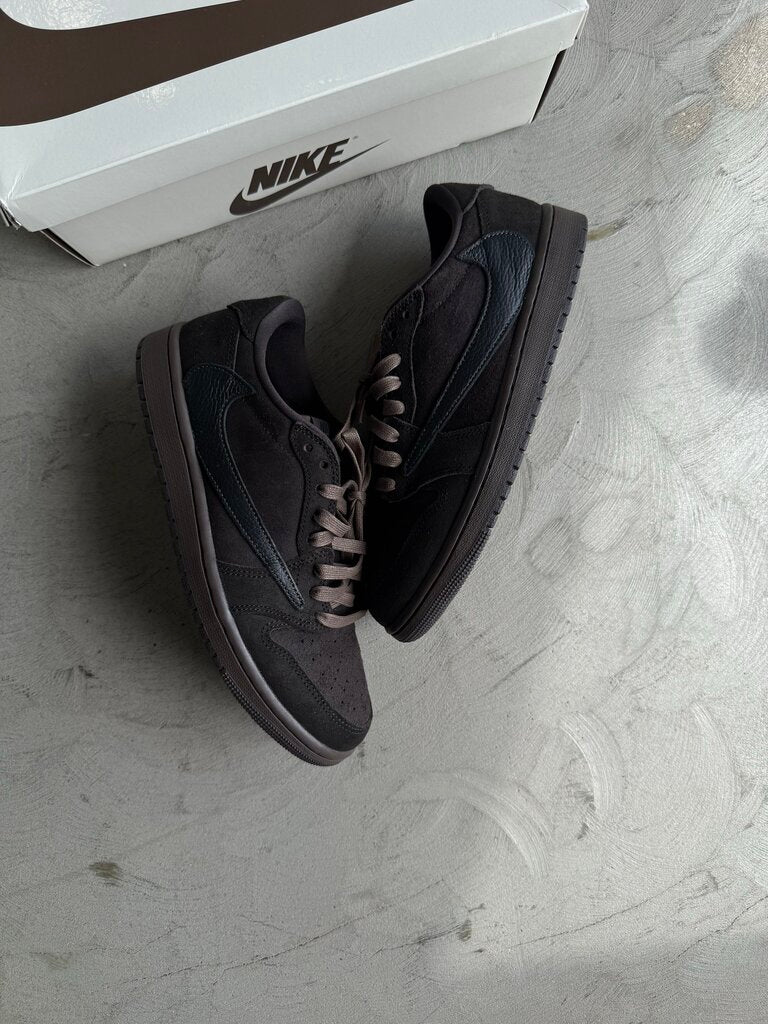 Travis Scott x Jordan 1 Velvet Brown sz. 8.5