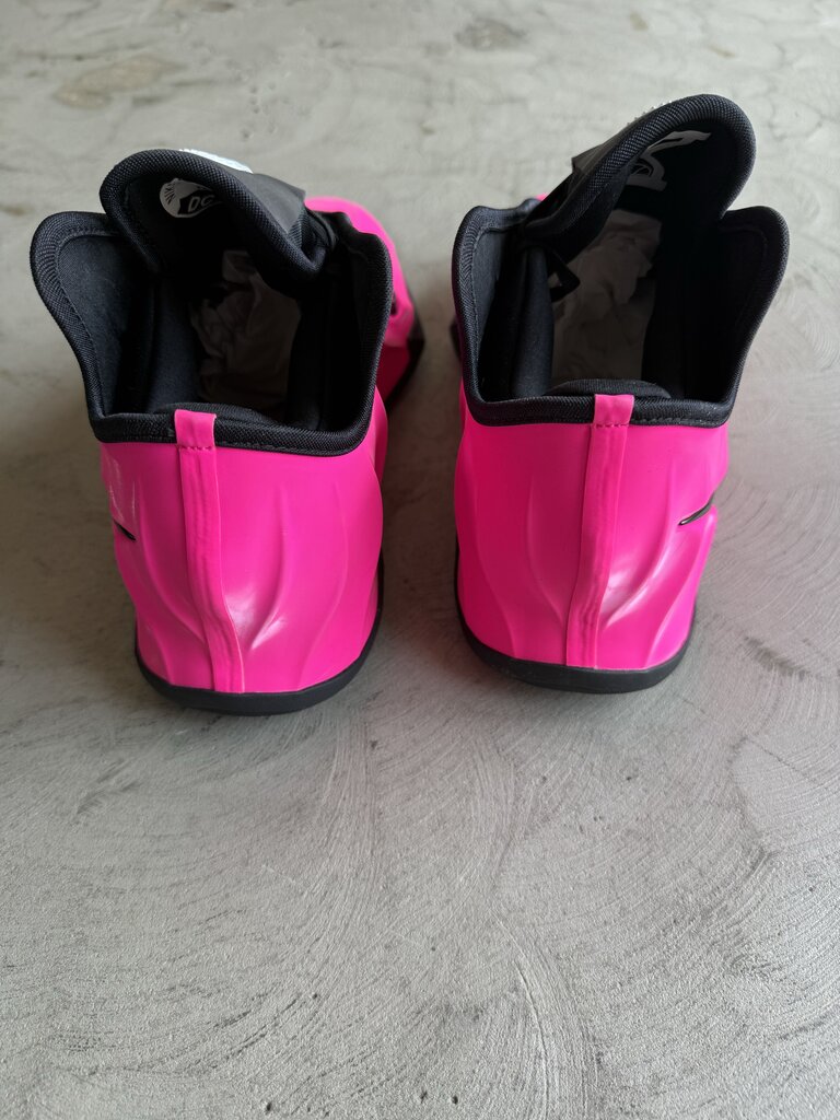 Nike GT Future Hyper Pink sz. 11.5
