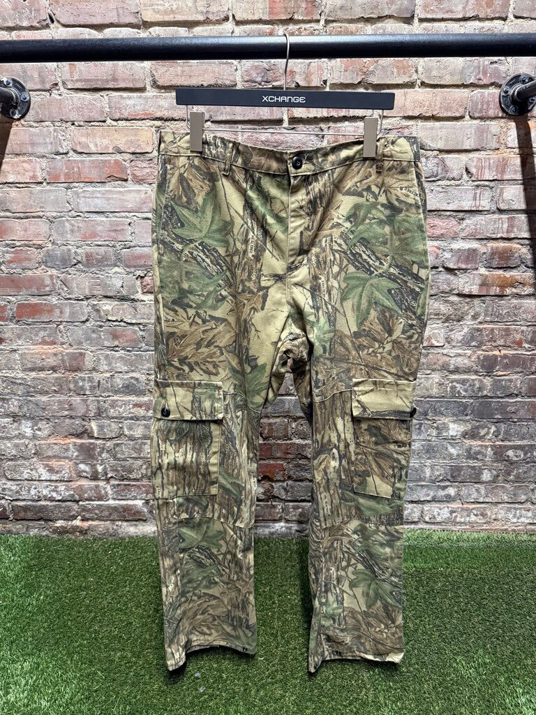 Vintage Realtree Camo Cargo Pants sz. 38