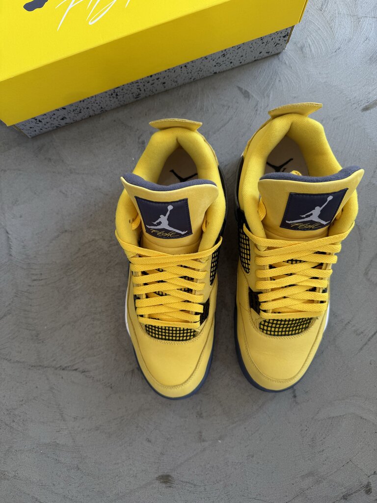 Jordan 4 Lightning sz. 11.5