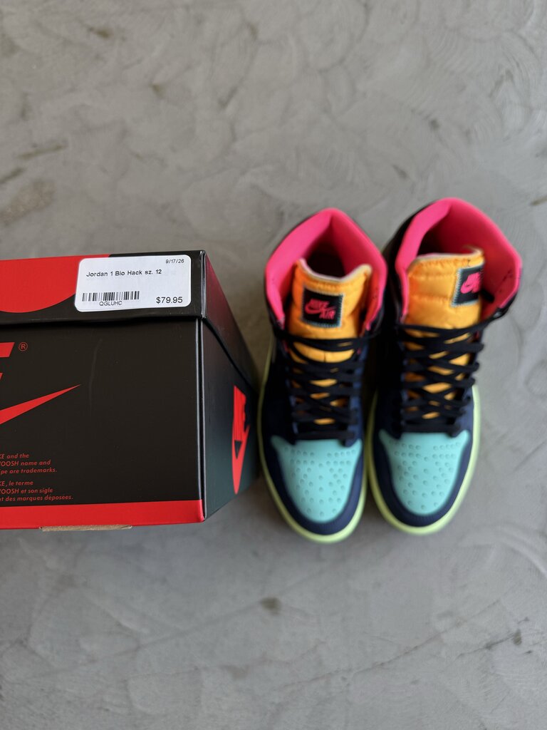 Jordan 1 Bio Hack sz. 12