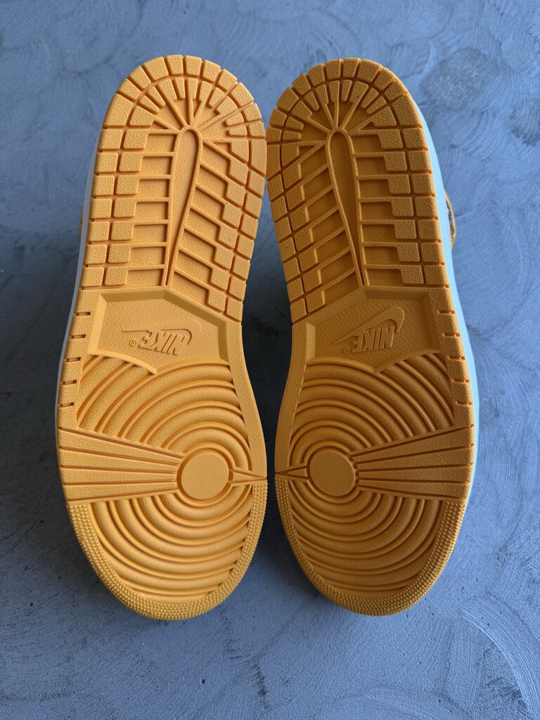 Jordan 1 High Taxi sz. 12